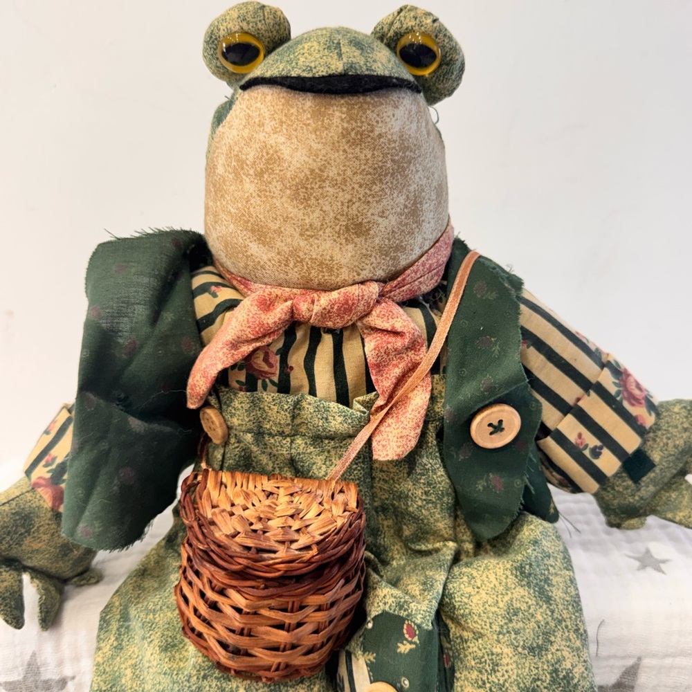 Vintage 16" GONE FISHING FROG Stuffed Fabric Wood Figurine My Collection Co 1996
